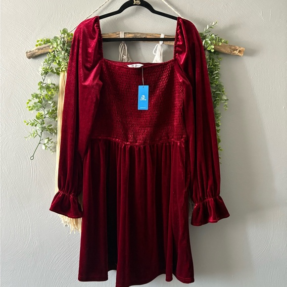 Cupshe Dresses & Skirts - 🩵 2 for $30 🩵 Cupshe Velour Red Peasant Top Long Sleeve dress